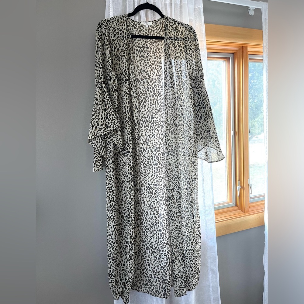 Leopard Duster